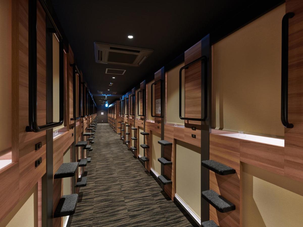 Capsule Room for Female